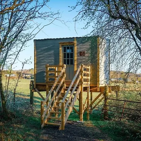 Fell End Camping *